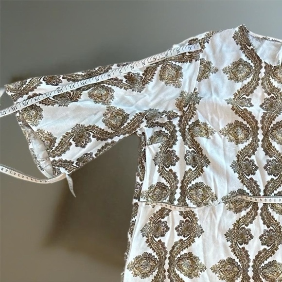 Chic & Elegant H&M Size 12 Dress -Perfect for Effortless Style & Sophistication! - Picture 6 of 11